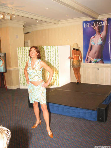 LiseCharmel72Kollektio2004