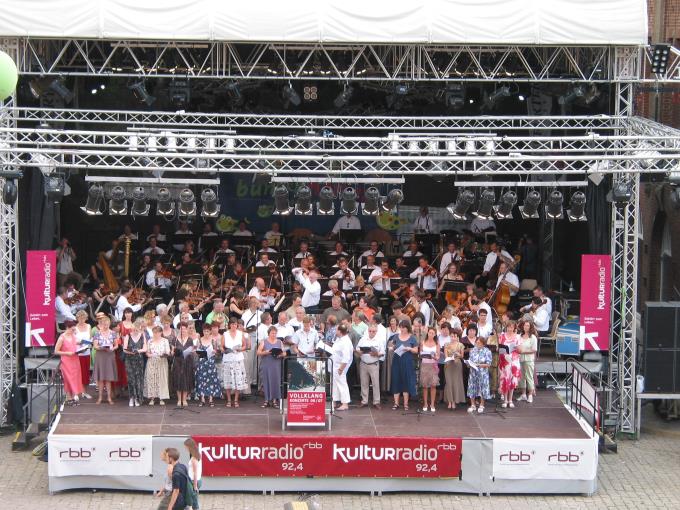 Hansefest659So_AbschlussStaatsorchester.JPG