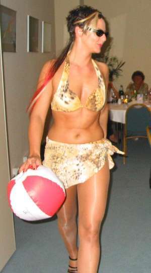 MiF115Bademodenschau